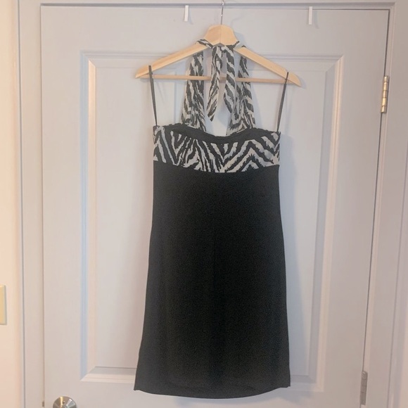 En Focus Studio Black Dress in Size 10 and Like New Condition - Picture 2 of 7